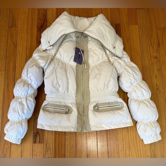 NWT - Her World Outerwear - Women’s Down Filled Puffer Coat - Picture 2 of 16